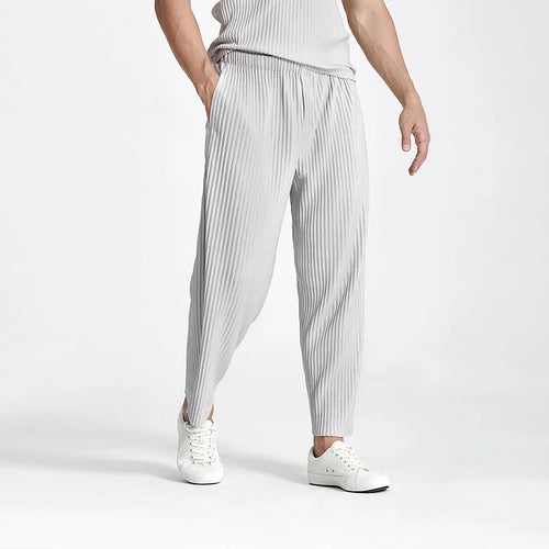 CLASSIC PLEATED PANTS