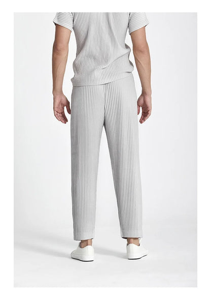 CLASSIC PLEATED PANTS